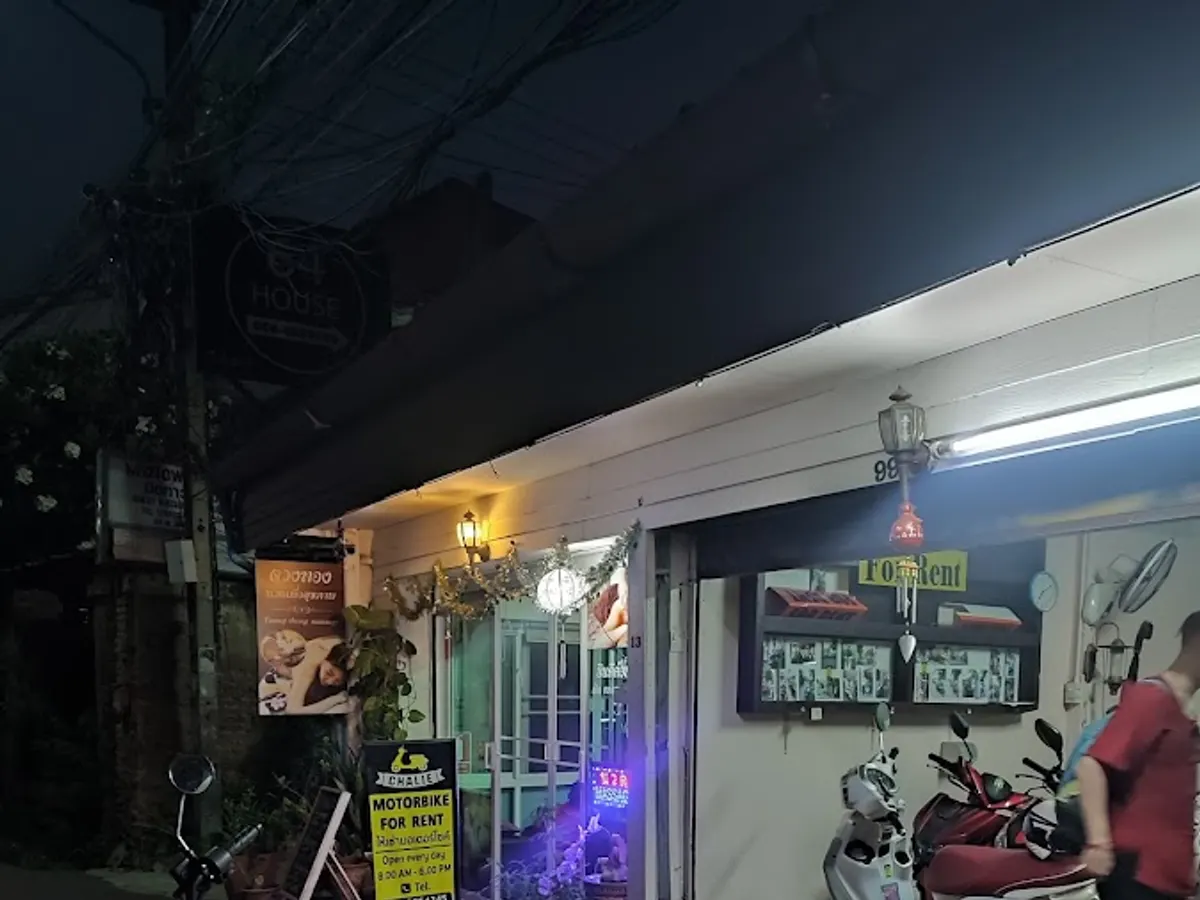 Chalie Motor Bike For Rent in Chiang Mai