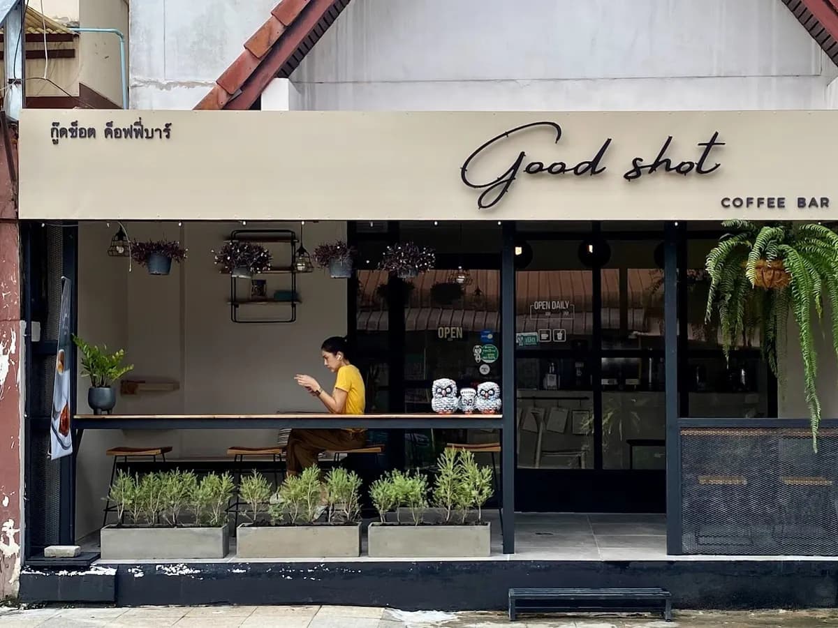 Good Shot coffee bar in Chiang Mai