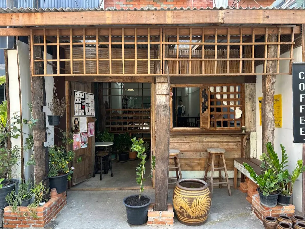 PIMM'S CUP : Roastory Lab in Chiang Mai