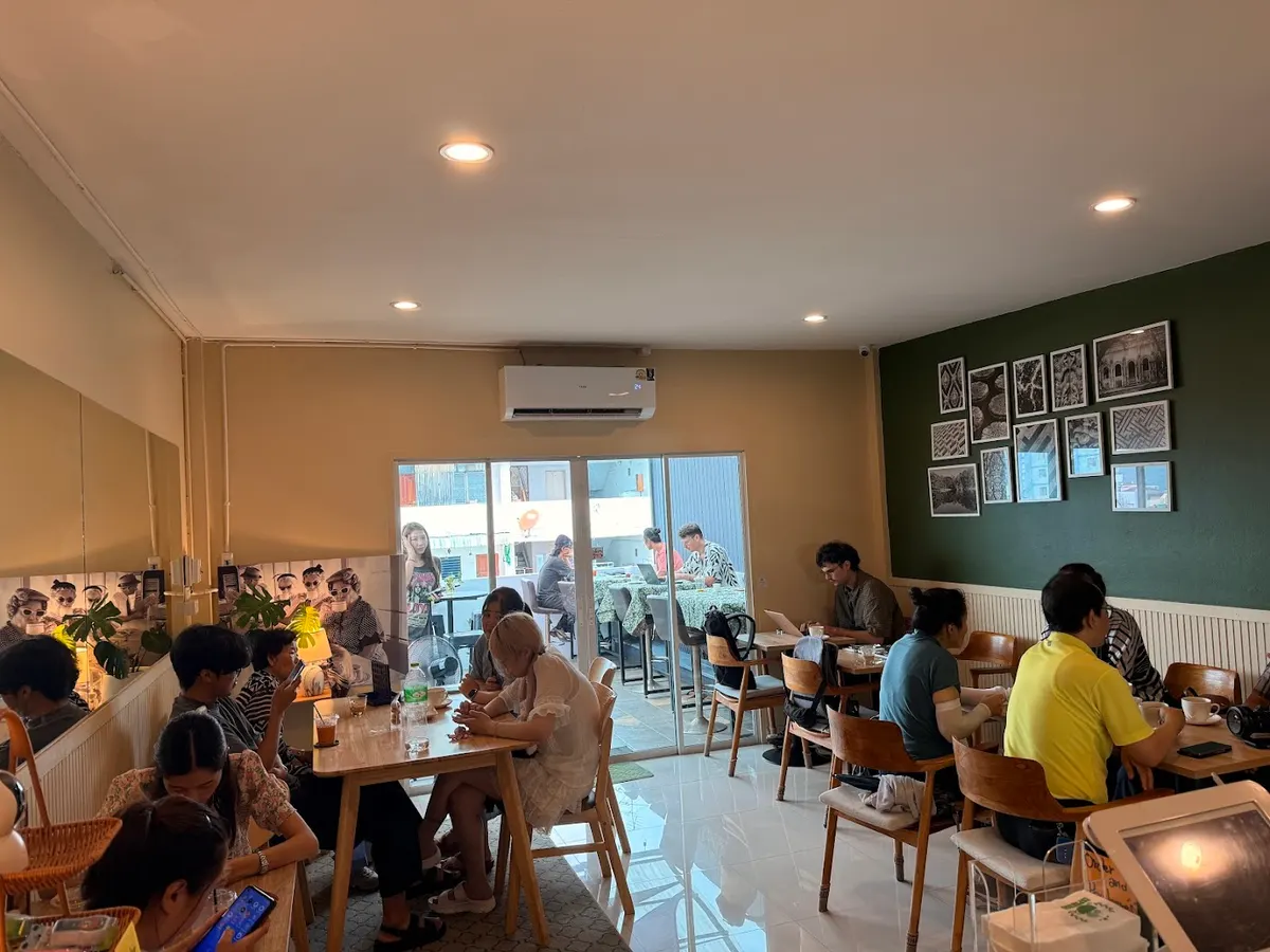Sway CNX - Rooftop Artisan Coffee (The famous smoothie bowls) in Chiang Mai