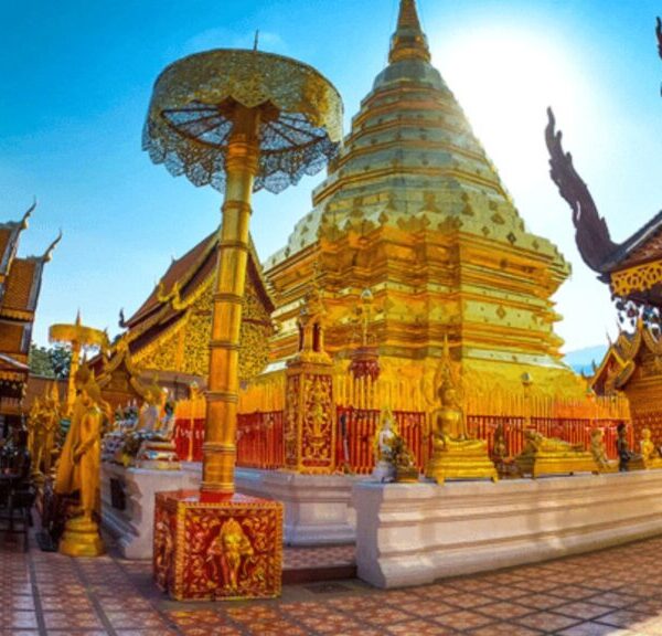 The iconic golden chedi at Wat Phra That Doi Suthep, one of Chiang Mai’s most revered landmarks.